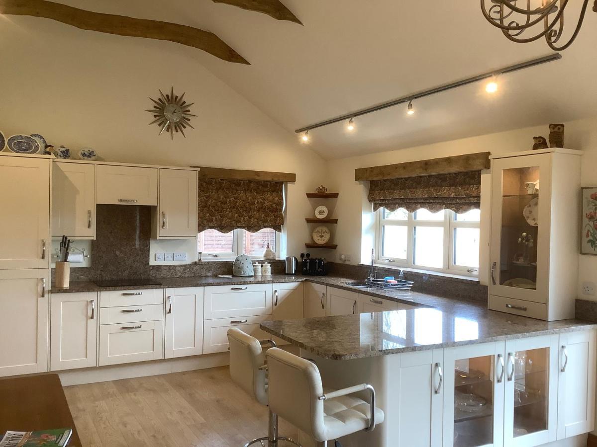 Orchard Cottage, Clematis Cottages, Stamford. Accessible Luxury Home. Екстериор снимка